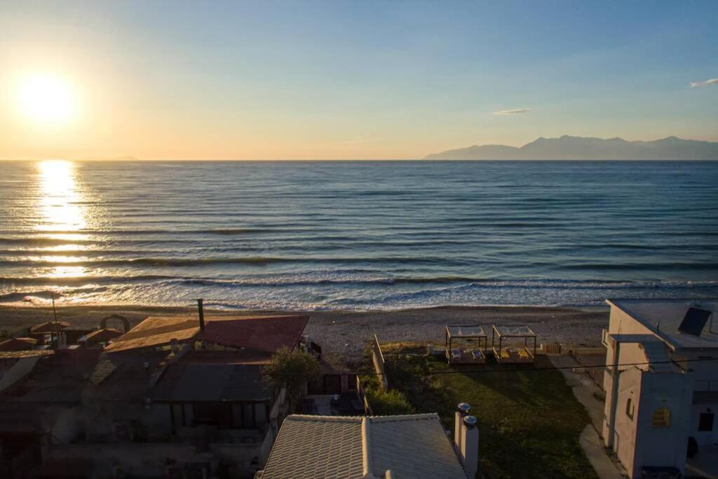 Вілла Maistro Beach House Ахараві Екстер'єр фото